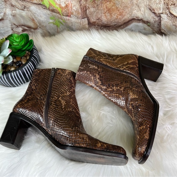 VIA SPIGA Reptile Leather Square Toe Ankle Boots, 6M - Picture 3 of 11